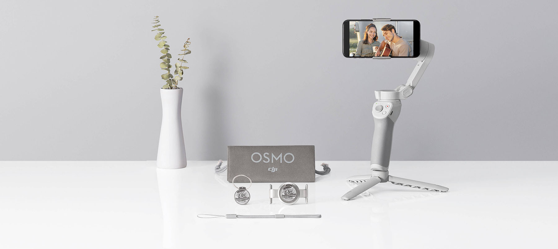 DJI Osmo Mobile 4 и аксессуары